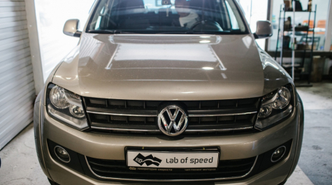 Volkswagen Amarok 1gen 2.0 TDI MT (163 л.с.) 2011 и Volkswagen Amarok 1gen 2.0 BiTDI Tiptronic (180 л.с.) 2013    