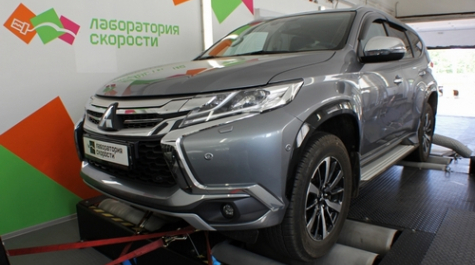 Mitsubishi Pajero Sport 3gen 2017 2.4 DI-D AT AWD